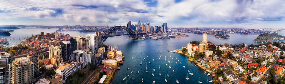 wide view of Sydney harbour 